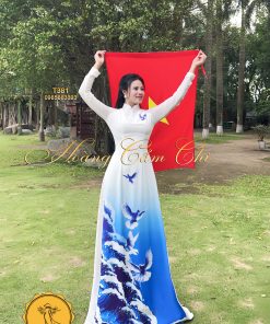 Áo dài thiết kế Biển Hòa Bình Mã T381 Hoàng Cẩm Chi