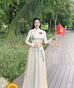Áo dài thiết kế Ngọc Sen Cờ Đảng Mã T380 Hoàng Cẩm Chi