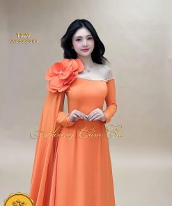 Áo dài thiết kế Đóa Hoa Kiêu Sa cam mã T320 Hoàng Cẩm Chi