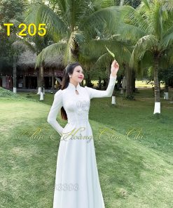 Áo dài thiết kế cao cấp mã T205 Hoàng Cẩm Chi