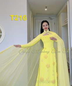 Áo dài thiết kế Hoa Nhã trắng mã T216 Hoàng Cẩm Chi