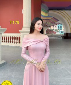 Áo dài thiết kế Thiên Nhã hồng mã T179 Hoàng Cẩm Chi