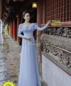 Áo dài thiết kế Nét Xuân Duyên Dáng xanh trời mã T209 Hoàng Cẩm Chi