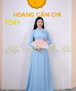 Áo dài thiết kế Xanh Pastel Đính Ngọc & Hoa 3D Thanh Lịch mã T241 Hoàng Cẩm Chi