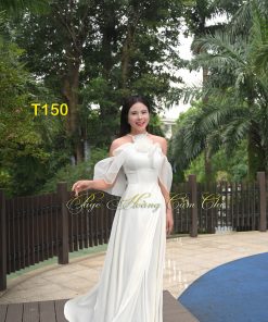 Áo dài thiết kế Vân Tuyết trắng mã T150 Hoàng Cẩm Chi