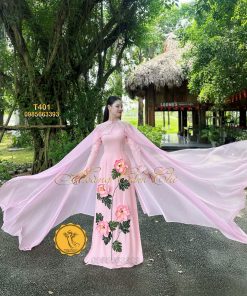 Áo dài thiết kế Thiên Hồng mã T401 Hoàng Cẩm Chi
