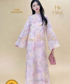 Áo dài cách tân Hạ Hồng mã T409 Hoàng Cẩm Chi