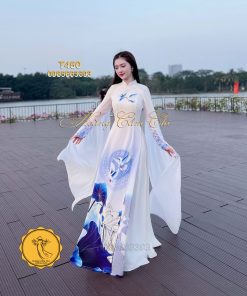 Áo dài thiết kế Hòa Bình màu xanh Ombe, vải lụa in 5D cao cấp T450 Hoàng Cẩm Chi