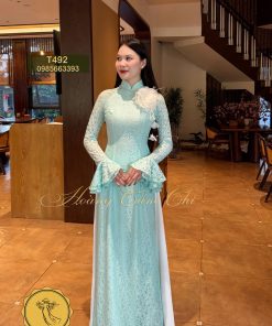 Áo dài thiết kế Thanh Ngọc Sương Mai mã T492 Hoàng Cẩm Chi